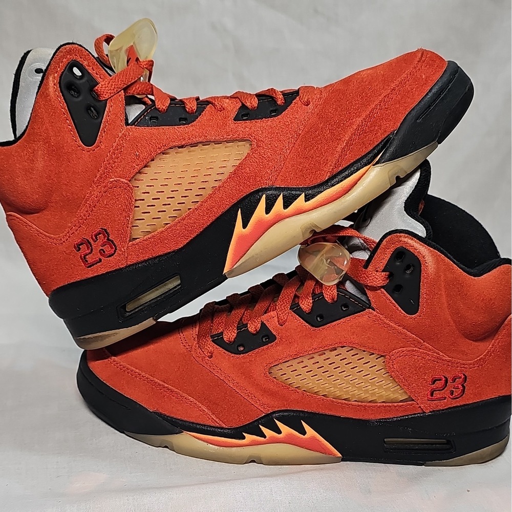 Jordan Air Jordan 5 Retro Dunk on Mars Martian Sunrise DD9336-800 Suede High Top